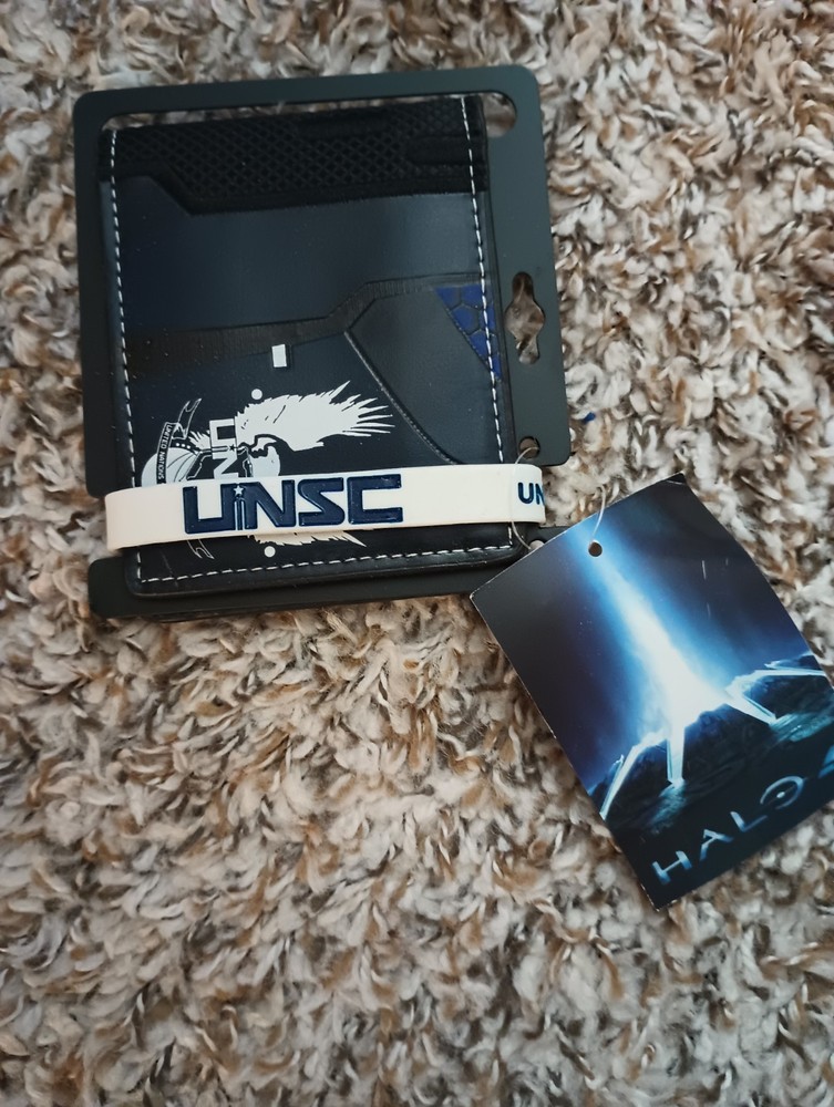 Halo 4 UNSC Wallet with Wristband Video Game Merchandise