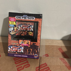 Capcom Street Fighter II Ken Stage Diorama Console Heroes Cartridge Opens