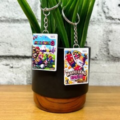 Mini Nintendo Wii Game Case Keychains, Miniature Wii Cover Art, Retro Gamer Gift