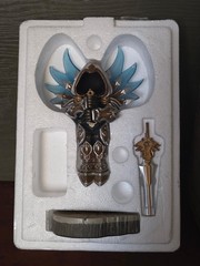 Sideshow Collectibles Diablo III Mini Tyrael Blizzcon 2011 Premium Collectible