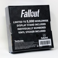 Fallout 3 4 76 Brotherhood of Steel Metal Medallion Coin Figure Statue + Stand