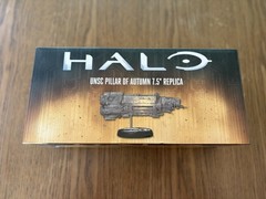 RARE Halo: UNSC Pillar of Autumn Ship Replica by Dark Horse Deluxe