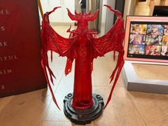Diablo IV Red Lilith Daughter of Hatrted 12″ BlizzCon 2023 Statue Good Shape