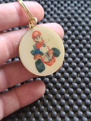 Vintage Nintendo Mario Kart 64 Medal Coin Keychain U.K. Rare Promo SNES N64 DS