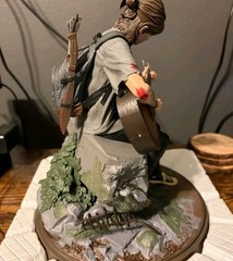 The Last of Us Part II 2 Official Collector’s Edition Ellie Statue 11” tall