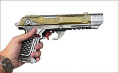11.5” Cyberpunk 2077 “La Chingona Dorada” Pistol Replica Cosplay Costume Game