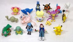 Nintendo Pokemon Figure Lot of 16 Ash Pikachu Squirtle Geodude Lucario Mew