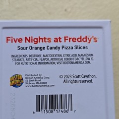 Boston America Five Nights at Freddy’s Freddy Fazbear Pizza Slices Orange Sours
