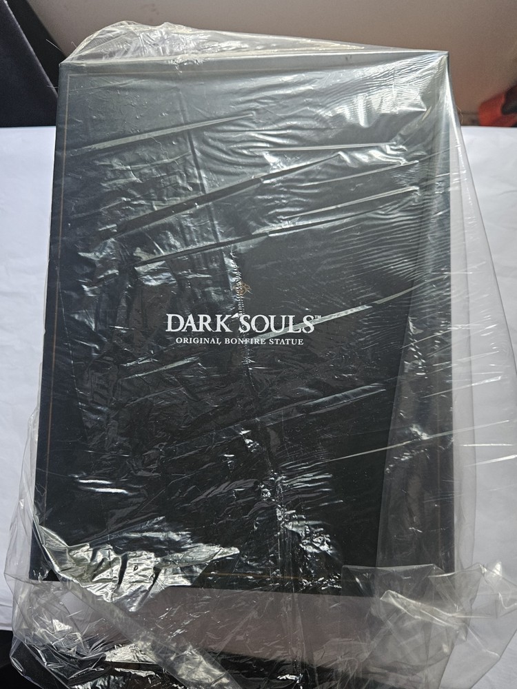 New Sealed DARK SOULS ORIGINAL BONFIRE STATUE Official Merchandise Bandai Namco