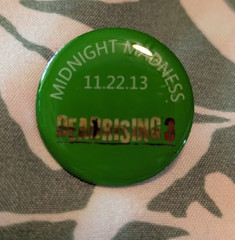 2 Dead Rising 3 Xbox One Button Pin Set Pinback Promo Laynard Midnight Madness
