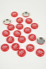 Fallout Bottle Cap Series Nuka Cola with Collectible Tin