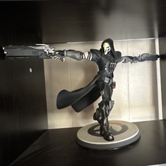 Blizzard Overwatch Collectibles Reaper Statue Detailed Sculpt
