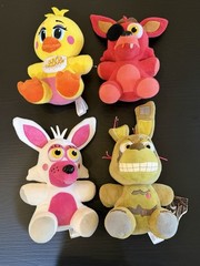 2016 Five Nights at Freddy’s Freddy Foxy Springtrap Chica Plush 8” FNAF Lot of 4