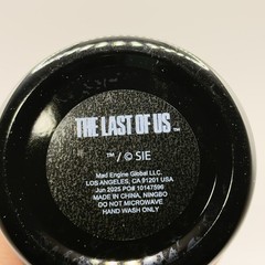 THE LAST OF US 18 Oz Black & Silver Water Bottle w/Carabiner – Brand NEW