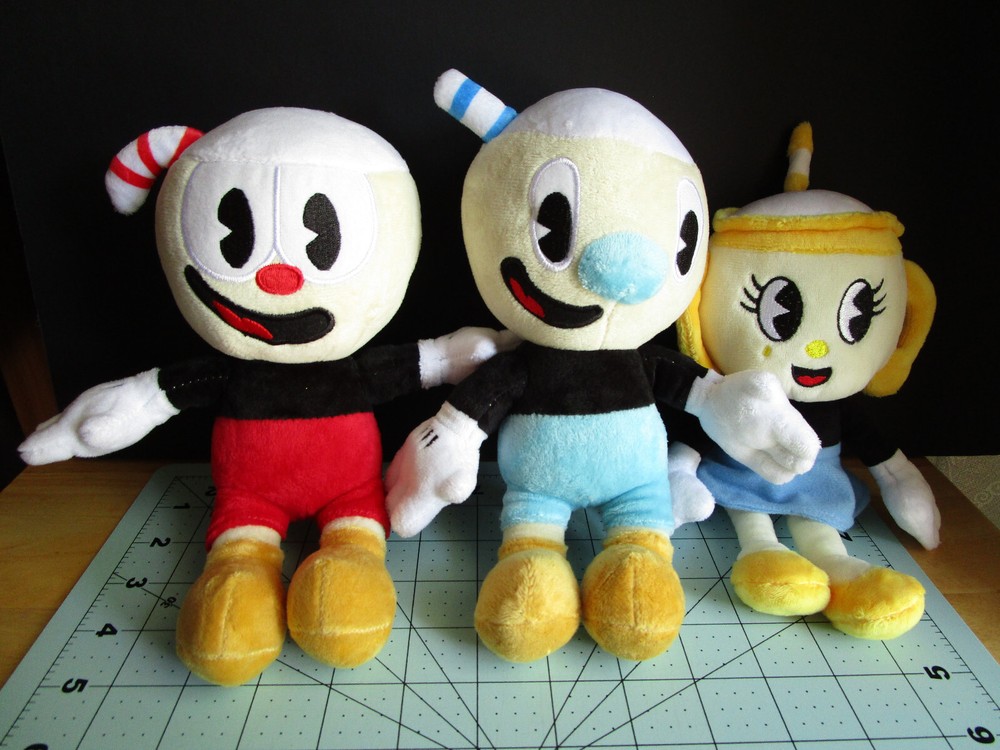 Funko 9″ 2018 Cuphead Plush lot of 3 Mugman Ms. Chalice toy merchandise used