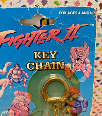 vintage 1992 Street Fighter II key chain Guile placo toys capcom