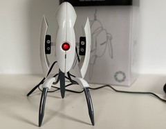 ThinkGeek Portal 2 Sentry Turret USB Desk Defender Motion, Lights & Sound *NMIB*