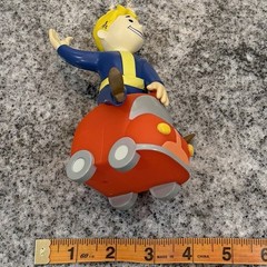 2018 Bethesda/Fallout Video Game Figure CABLE GUY VAULT BOY w/ Red Vinyl Car-Toy